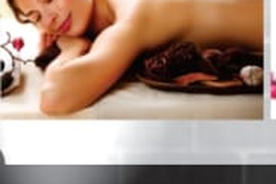 Relaxing aroma and Swedish massage therapy